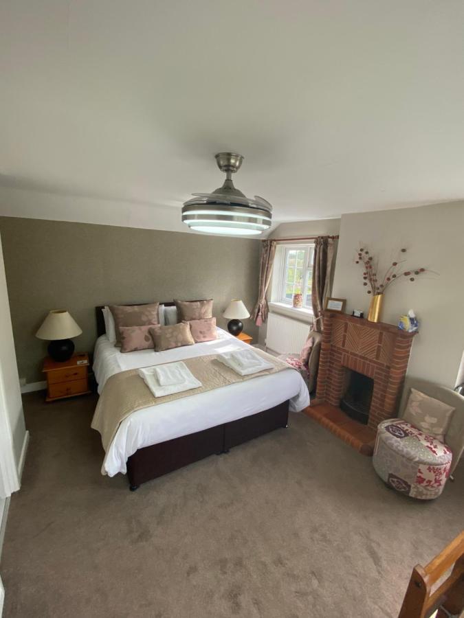 The Farmhouse Saxmundham Bagian luar foto